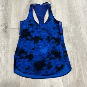 Lululemon tank top in size small